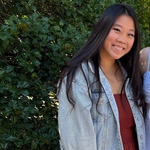 Meet your Posher, Lea